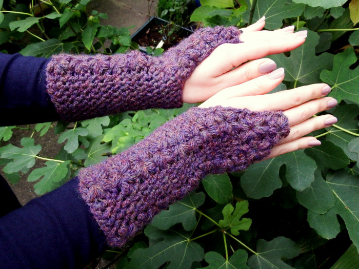Flower Path Fingerless Gloves