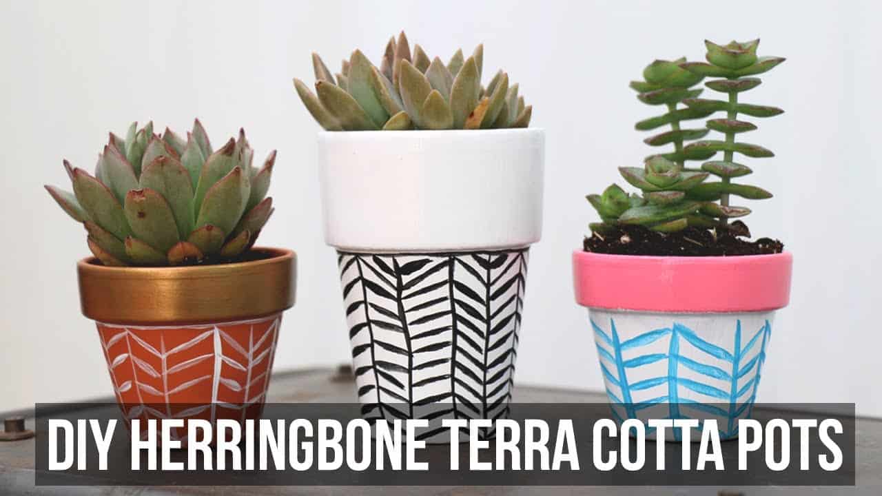 Painted Herringbone Pots DIY Clay Pots: 15 Amazing Painted Projects