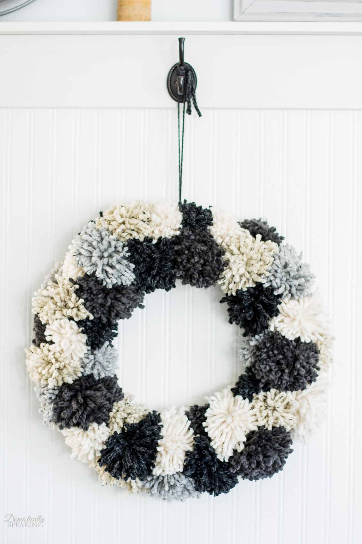 Winter pompom wreath 15 winter items made with pompoms