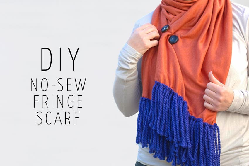 Stay warm and stylish: stylish DIY seamless scarves