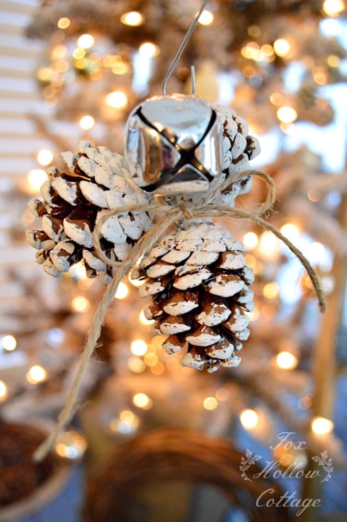 13 DIY Pine Cone Decorations for December