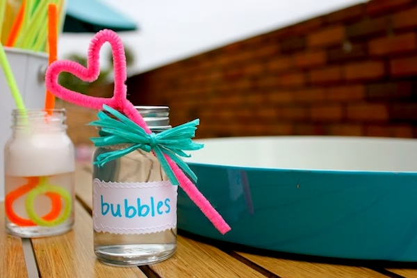 pipe cleaner bubble wand