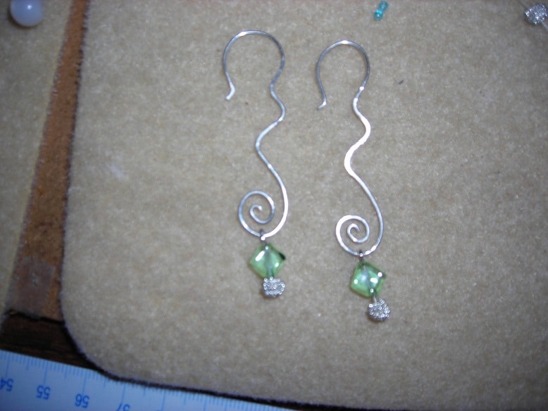 curved wire earrings