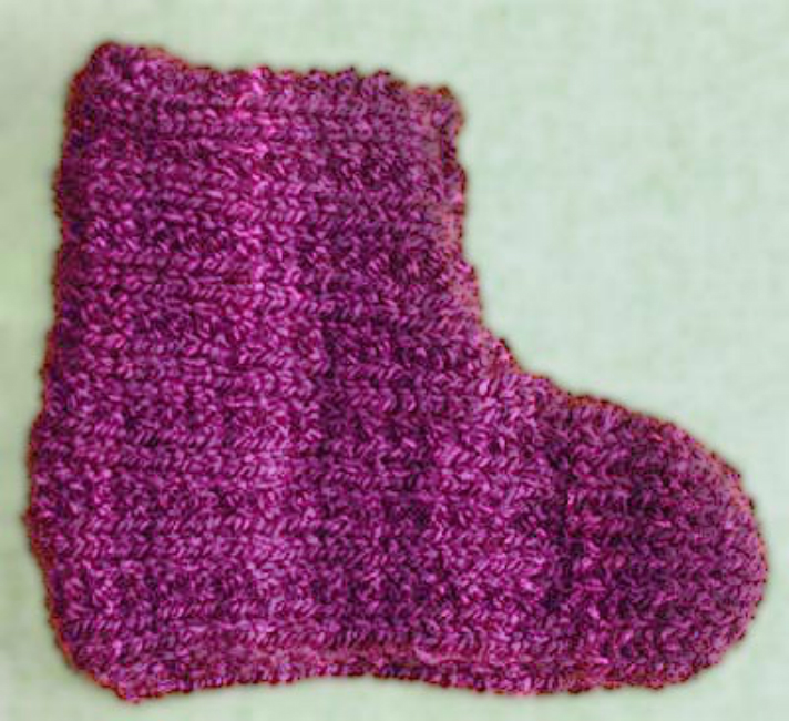 Basic knitted slippers