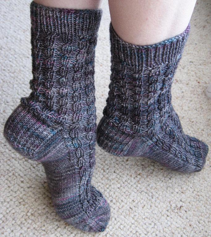 Ribbed faux cable socks
