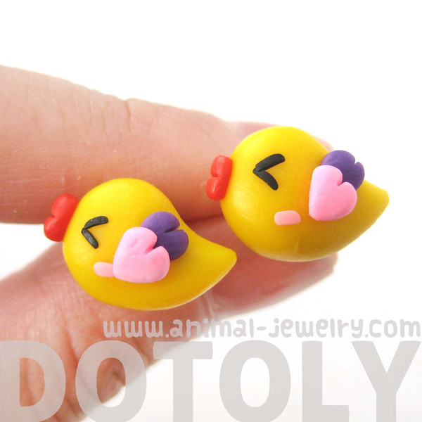 baby chicken bird animal themed polymer clay earrings dotolyjewelrygrande