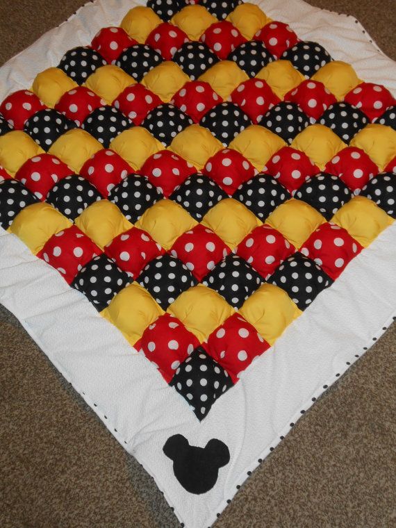 Mickey Mouse Bubble Quilt