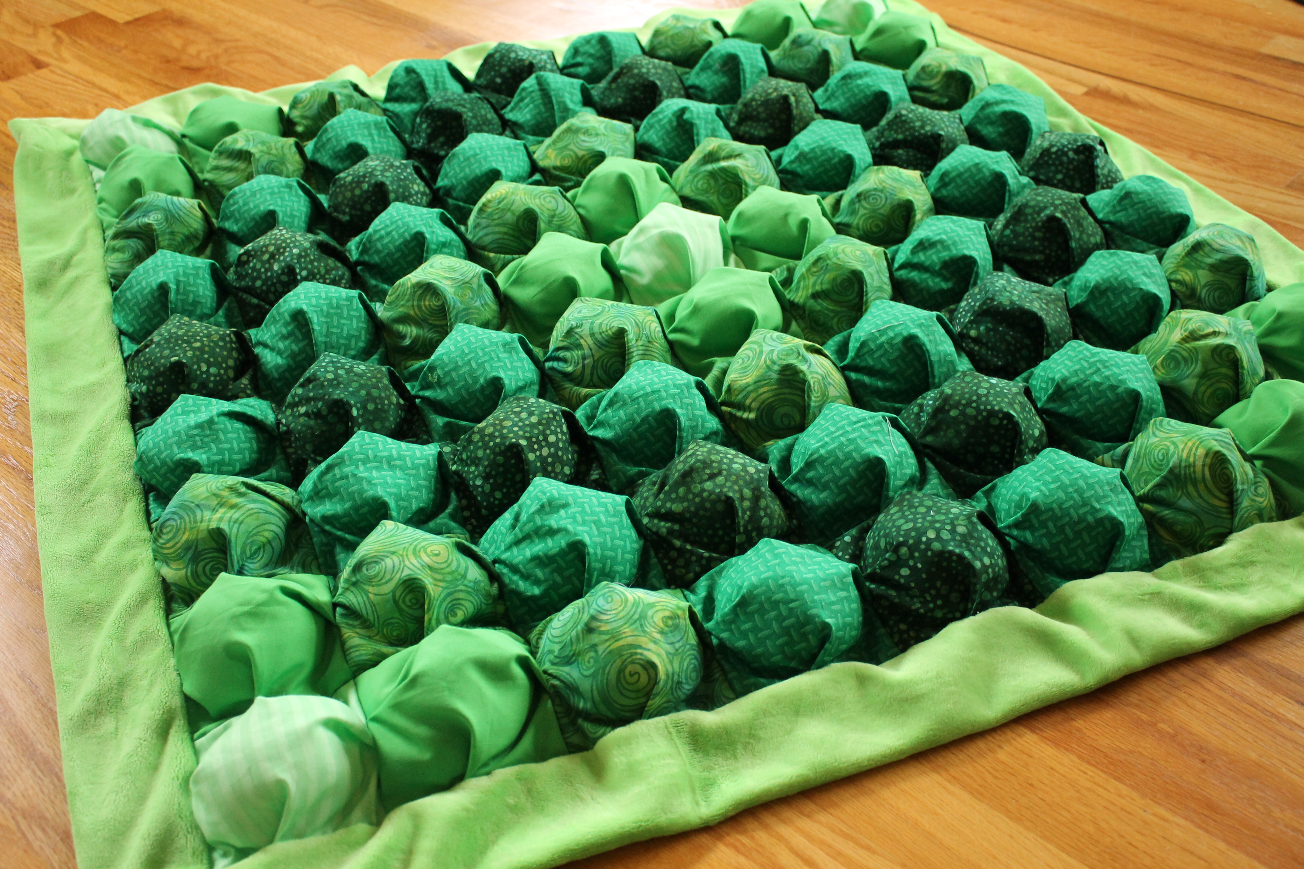green toned bubble quilt