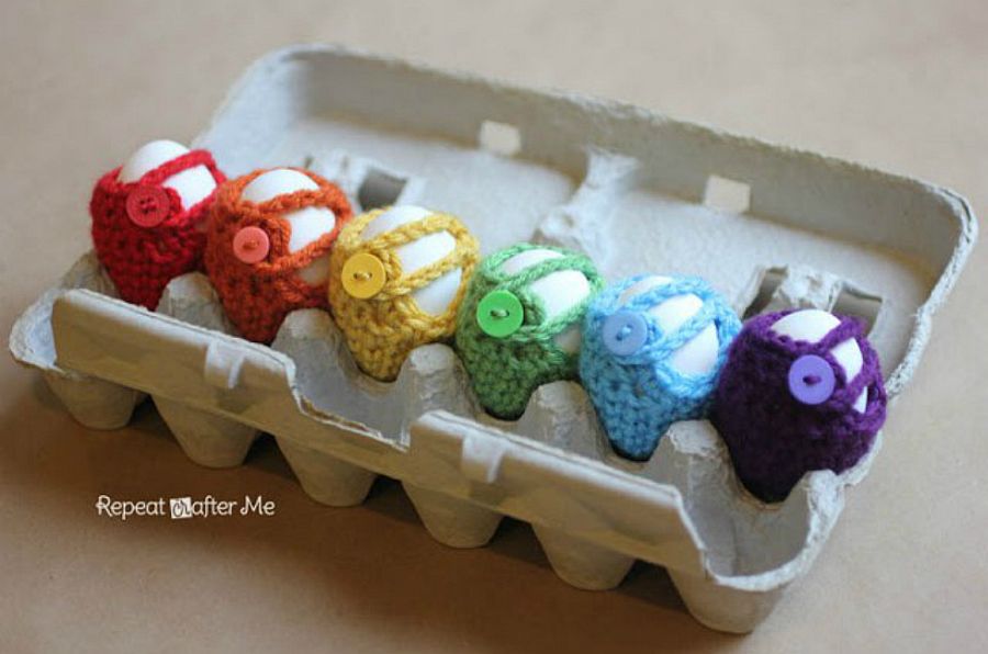 Wonderful Colorful Easter Eggs Cozy DIY
