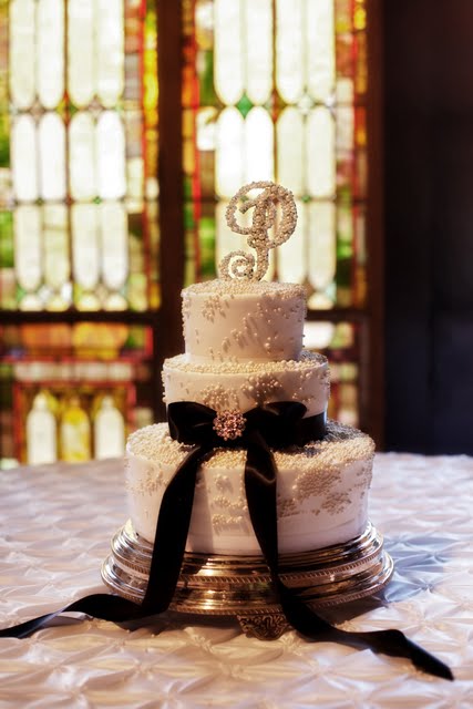 Pearl Wedding Cake Decoration
