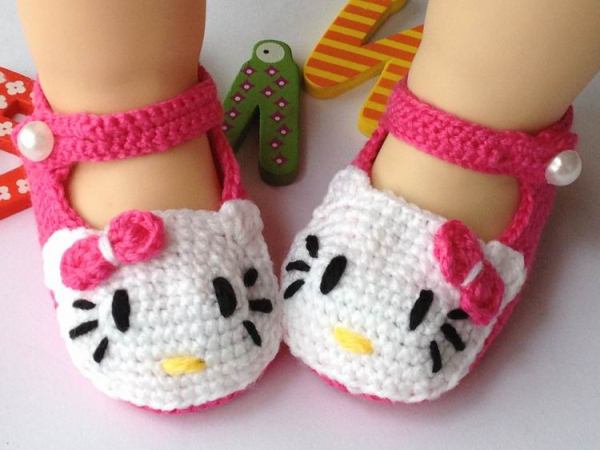 Hello Kitty Baby Shoes Crochet Pattern Wonderful Homemade Hello Kitty Crochet Slippers