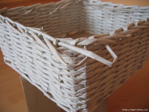 Woven Basket with Newspaper Wicker 28