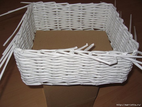 Woven Basket with Newspaper Wicker 27