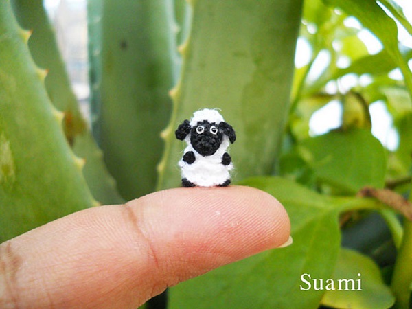 Crochet Delicate Miniature Animals from Japanese Artist 14