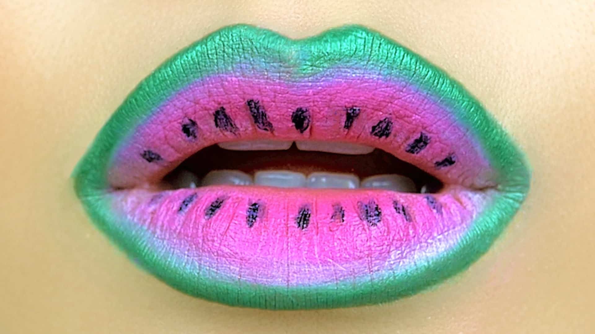 Awesome lip art design, wow!