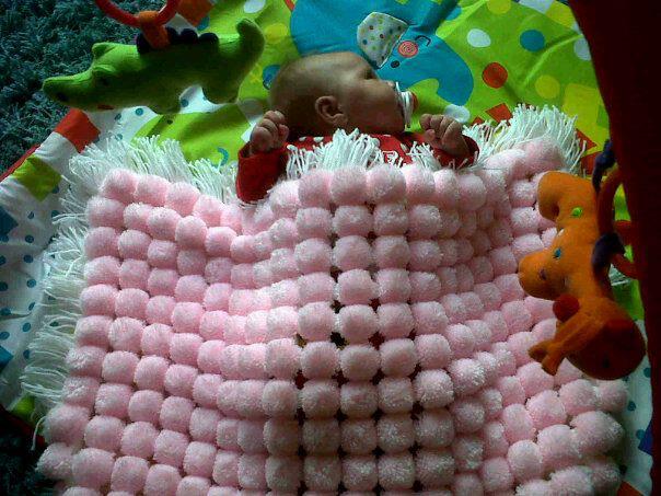 DIY Fluffy Pom Pom Blanket 1 Beautiful Pom Pom Baby Blanket Free Video Tutorial
