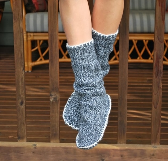 Sweater Slipper Boots 1 Wonderful DIY Slipper Boots from Sweater