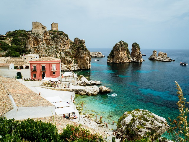 How to choose the best villa for your Sicily holiday