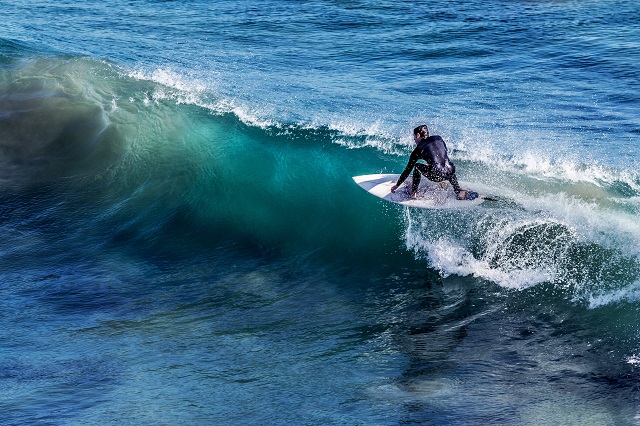 Want to learn how to surf?Here are some helpful tips