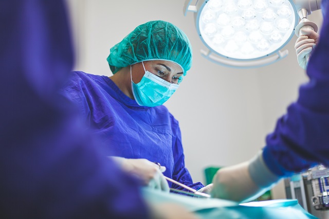 5 Ultimate Tips for Finding the Best Plastic Surgeon