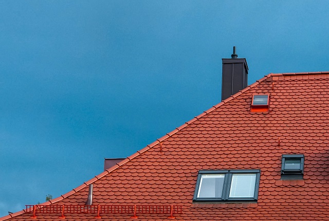 Should you replace or repair your home's roof?These tips can help you decide